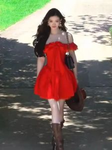 Elegant Puffy Short Dress One Shoulder Waist Cinched Winter Soft Style Fairy Tale Skirt Cotton Material Casual Leisure Dress