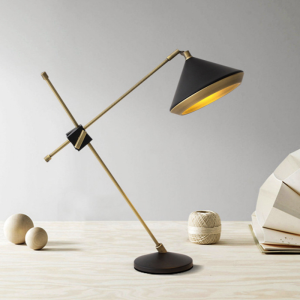 💥Dream Best🔥 Post-Modern Minimalist Creative Metal Table Lamp Bedroom Bedside American New Chinese Fashion Model Room Designer Table Lamp Table Light Lamp Adjustable Portable Charger Table Lights for Room