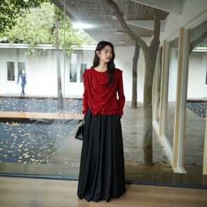 Elegant Black Maxi Skirt with Flounce Hemline Small Fragrance Style Half-length Vintage Slimming Versatile Long Skirt