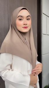 Hijaber Store - [30 Warna] Jilbab / Hijab Segitiga Instan Jersey / Hijab Jersey premium / kerudung Segi tiga segi3 3 Setia
