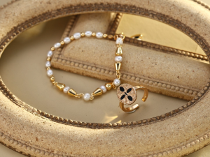 Vanco Chick Jewelry- Retro court-style black drop glaze ring