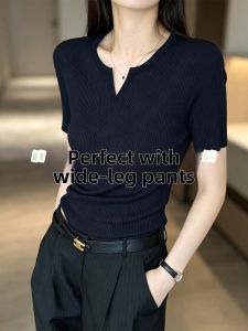 V.C.I | Black V-Neck Slim Fit T-Shirt