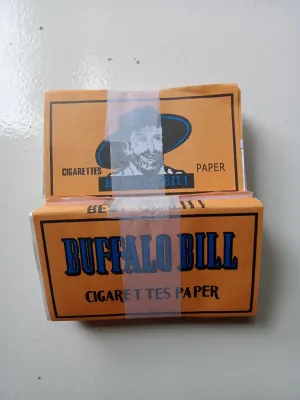 Kertas Papirol Linting Buffalo Bill Strip Kuning 1 Ikatan Isi 10 Buku