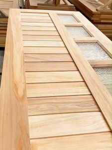 บ้านดี ประตูกระจกไม้เนื้อแข็ง ONL-014 จับคู่วงกบ ขนาด80x200 cm ประตู บ้าน ห้องนอน ประตูไม้พร้อมวงกบ  แข็งแรง สวยทันสมัย