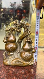 Hồ lô tài phúc bằng đồng màu nâu Cao 26cm ngang 20cm nặng 3kg