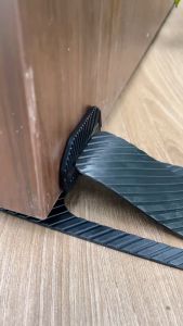 Alat Penahan Pintu Rumah / Pengganjal pintu Injakan Spring Door Stopper / Pengaman benturan pintu