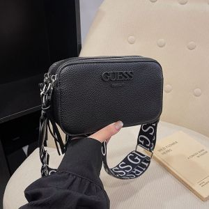 GUESS For 12x20x7cm Women fashionable custom shoulder crossbody bag lightweight and versatile camera bag small square bag