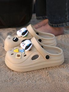 2024 New Womens Thick Bottom Hole Shoe Anti-Slip Beach Heightening Step Sensation EVA Slippers Summer Outdoor Wear