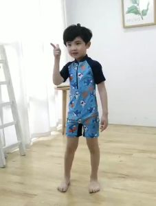BIBELOT ชุดว่ายน้ำเด็กผู้ชาย ชุดว่ายน้ำเด็กผู้หญิง ชุดว่ายน้ำสำหรับเด็กอายุ 4-10 ปี ชุดว่ายน้ำซิปหน้า สินค้าพร้อมส่งจากไทย
