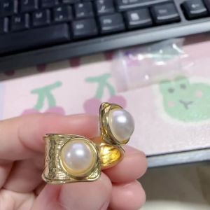 Huitan Special Design Women Gold Color Ring Royal Wedding Party Imitation Pearl Accessories Versatile Metal Jewelry for Daily