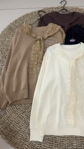 Atasan Blouse Rajut Import: Bahan Berkualitas & Desain Elegan