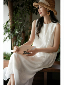 Romantic Resort Style Acetic Linen Embroidery White Sleeveless Maxi Dress