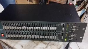 Joson EQ-3102PRO High/Mid/Low Pro Wave Series 3102 2X31 Band Equalizer with High Pass Filter
