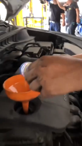 F2R Engine Oil Bundle (2 Bottles) of F2R1 Liter with Fantastic XML