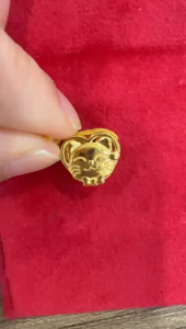 Poh Heng Jewellery 22K Prosperity Cat Charm in Yellow Gold[Price By Weight]
