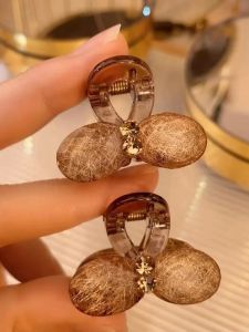 กิ๊บติดผมรูปดอกไม้ประดับเพชรน้ำหนักเบาหรูหราสไตล์เกาหลี กิ๊บติดผมรูปฉลาม ครึ่งผม ตกแต่งผมแบบอเนกประสงค์