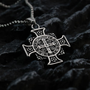 ไวกิ้งใหม่ Saint Benedict Exorcist ป้ายแฟชั่น Party ไทเทเนียมเหล็กจี้ผู้ชายเครื่องประดับสแตนเลส