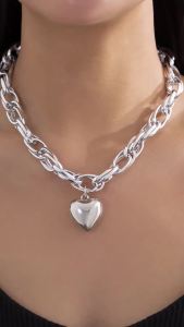High Quality Punk Big Heart Pendant Necklace Women Fashion Statement Chunky Heavy Chain Grunge Jewelry Steampunk Men