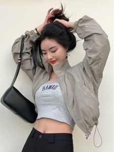 เสื้อคลุมกันแดดแบบบางพอดีตัวสำหรับผู้หญิงในช่วงฤดูร้อนปี 2025 เสื้อคลุมกันแดดแบบสั้นระบายอากาศได้ดี หลากหลายสไตล์ ปกติ