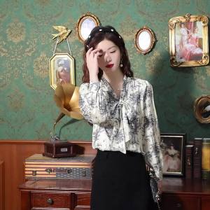 AMMIN 2024 Autumn new ink-print V-neck long-sleeved chiffon blouse Womens Korean Style single-breasted Landscape Print Elegant Blouse