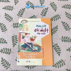 Sách - Mỉm Cười Là Đôi Mắt Đẹp Nhất-Vanlangbooks