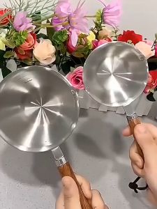 Milk Cooking Pot Sauce Pan Butter Pot Stainless Steel Pot 300ML Oil Splashing Pot Saucepan Melted Heating