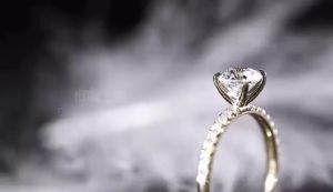 Luxury Simple Ring with Channel Setting Moissanite Imitation Zircon Engagement Ring and Matching Ring Fashion Fine Jewelry