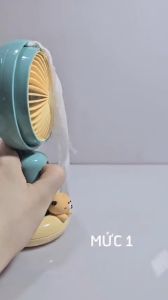 Quạt sạc tích điện cầm tay mini để bàn YS912 có để riêng
