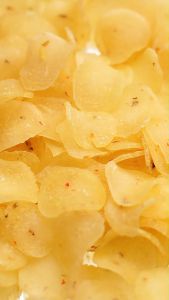 Keripik / Cerimping Singkong Mentah Rasa Pedas Manis 1 Kilogram