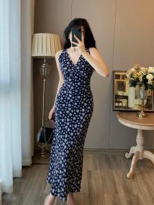 Retro Floral Long Dress Womens Summer New Style V-neck Waist-cinched Elegant Gown Neck Hanging Skirt A-line Autumn Elegant