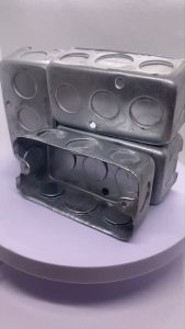 แฮนดี้บ๊อก 2x4 (Handy Box 2x4) เหมาะกับงานระบบไฟฟ้า