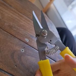 กรรไกรสแตนเลสอเนกประสงค์ 8 นิ้ว ปากโค้ง ยี่ห้อ Zonic