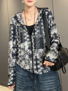 Shalldoer | เสื้อคลุมกันแดดแบบมีฮู้ดสไตล์อเมริกันสำหรับผู้หญิง ทรงหลวมสบาย ๆ สำหรับฤดูร้อนปี 2025 เสื้อคลุมกันแดดแบบลำลองที่สวยงาม