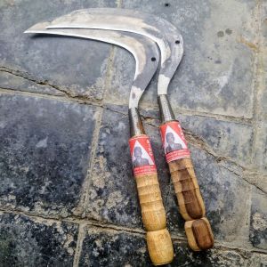 sabit arit model tradisonal / alat pemotong rumput/ alat pengaritan pemotong semak belukar