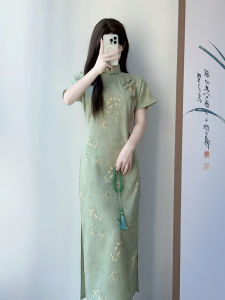 Attractive Madam Style Slimming Traditional Cheongsam