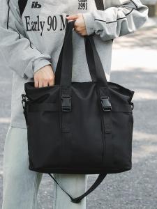 Large Capacity Mens Crossbody Bag Waterproof Casual Tote Separating Dry Wet Business Shoulder Bag Nylon Material Black Handbag