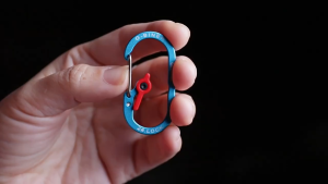 Carabiner Hook – Premium Locking High-Strength Metal Safety Clip Secure Lock Mechanism Keychain