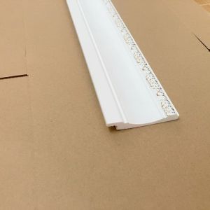 Len chân tường nhựa Hàn Quốc 8cm hoa văn vàng