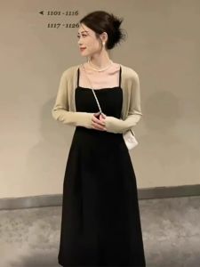 สไตล์ฝรั่งเศส ถักแบบบาง คาร์ดิเกน ผู้หญิง ฤดูร้อน Ice ผ้าไหม เสื้อกั๊ก เสื้อมี สายคล้อง กระโปรง เสื้อคลุมตัวนอก คอวี แขนยาว สลิมฟิต