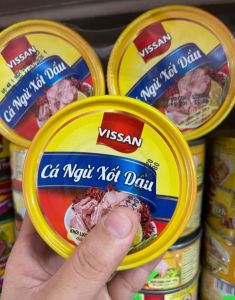 Thùng 48 Hộp Cá Ngừ Xốt Dầu Lon in Vissan 170g Date 2028 - V275T