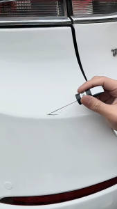 Car paint pen pearl white paint pen scratch repair agent black deep scratch repair special spray paint silver dot pen removal tool scratch repair pen