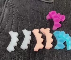 ที่คั่นนิ้วเท้าซิลิโคนเพื่อบรรเทาอาการปวดเท้า เครื่องแยกนิ้วเท้า 5 นิ้ว 2 ชิ้น จัดระเบียบนิ้วเท้า