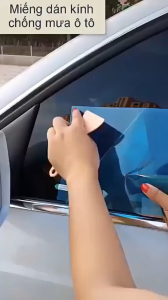 Miếng dán nano chống bám nước trên gương chiếu hậu kính ô tô khi lái xe dành cho xe con và xe tải