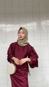 ARSHILASHOP - FREE BROSS BISA COD / BEST SELER LYODRA DRESS / BAHAN ARMANY SILK DRES KONDANGAN / BRIDESMIDE / BAHAN LEMBUT HALUS / M-XXL BIGSIZE / WUDHU FRIENDLY DRES / TERBARU PESTA DRESS SATIN POLOS / GRATIS ONGKIR