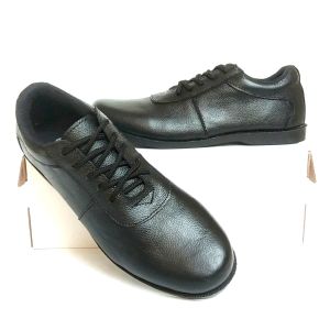 sepatu sneakers kulit aslii pria dewasa kerja kuliah sekolah