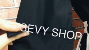 ชุดเดรส มินิเดรส Sevy Coffee Prince Cha’ Der’ Non Dress ปลายเดรสใช้การปักลายแบบนูน