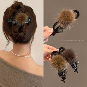 Plush Rhinestone Hair Clip Womens Elegant Back of Head Large Duckbill Clip 2025 New Style Hair Card Headwear Fashionable Hair Accessories