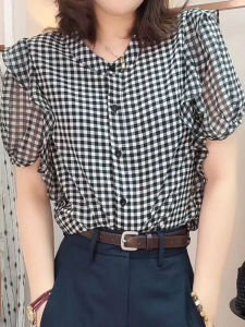 เสื้อเชิ้ตผู้หญิงแขนสั้นลายสก็อตสีสันสดใส ทรงหลวม คอวี กระดุม ทรงเข้ารูป แฟชั่นฤดูร้อน 2025 สำหรับผู้หญิง