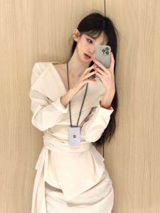 Korean Style Shirt And Skirt Set High Fashion Elegant Look Two Piece Suit Cotton Long Sleeve V Neck Winter Collection
