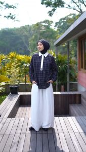 KEMEJA OXFORD ASYMETRIC SHIRT BLACK BY DEENAY BAHAN PREMIUM ATASAN WANITA TANGAN PANJANG MUSLIMAH
